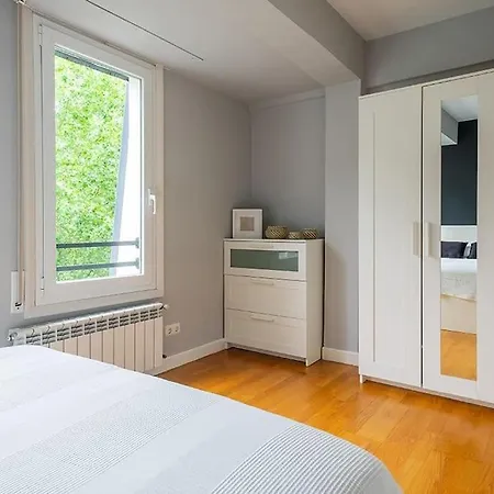A 5min De La Playa De Ondarreta Apartment *